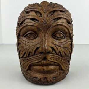 Castart Small Greenman Face Sculptire